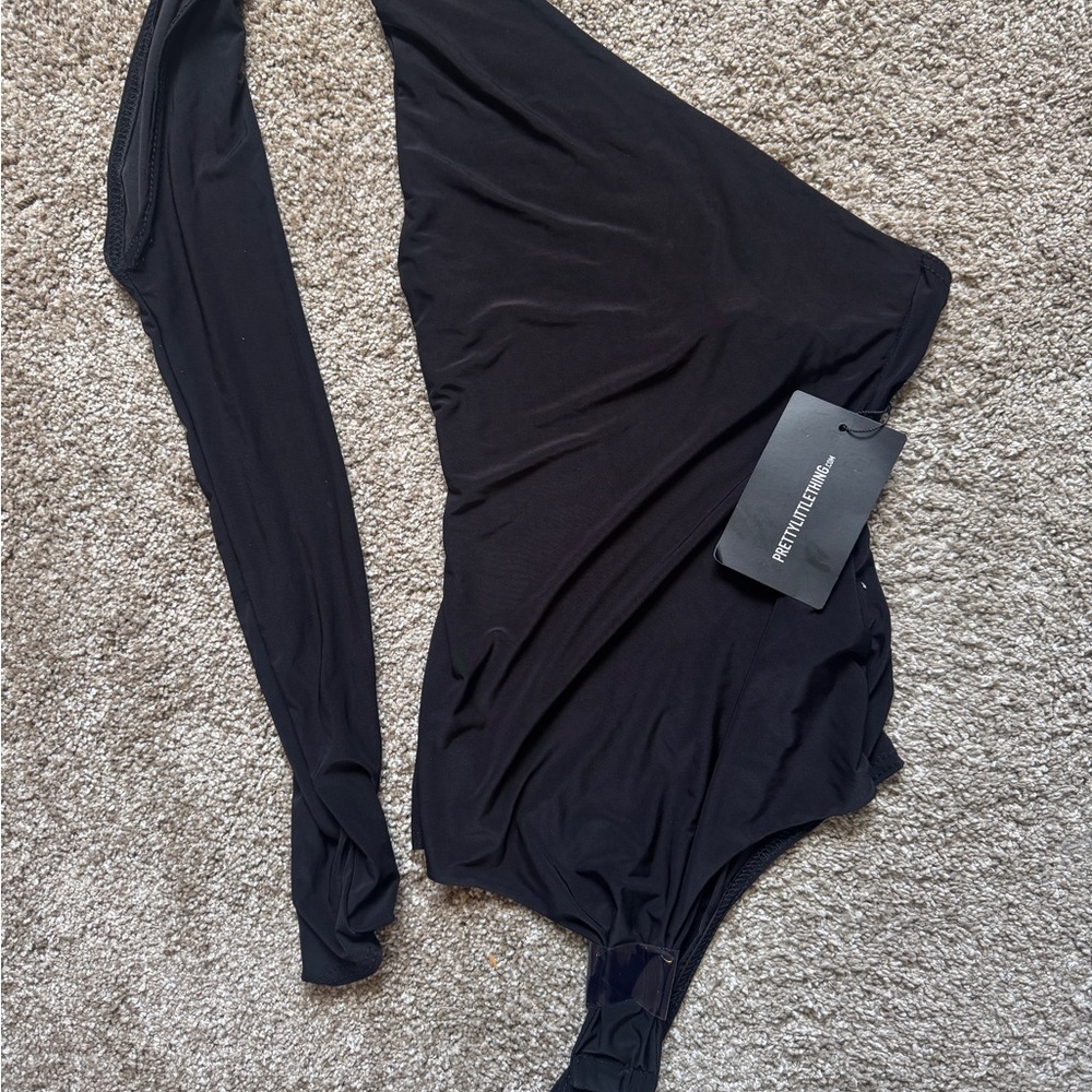 PrettyLittleThing Black Long Sleeve Bodysuit